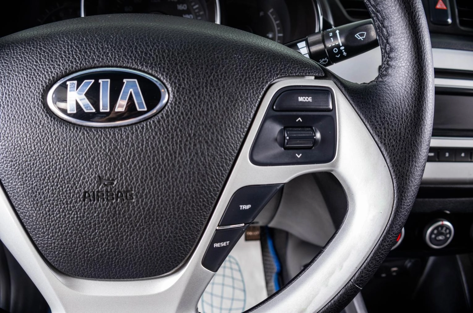 KIA Rio 16 из 22