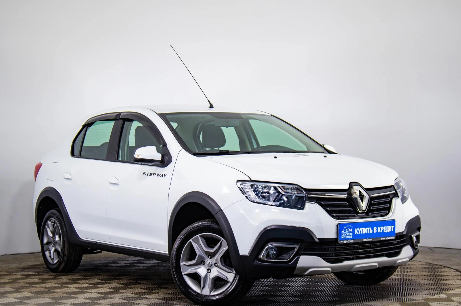 Renault Logan Stepway 1 из 22