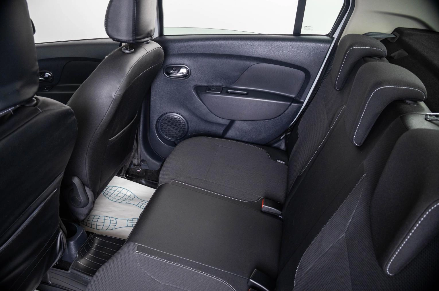 Renault Logan Stepway 8 из 22
