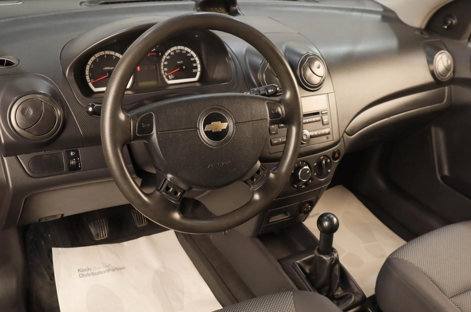 Chevrolet Aveo 8 из 14