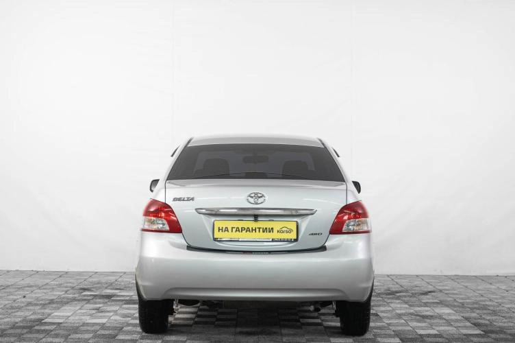 Toyota Belta 5 из 6