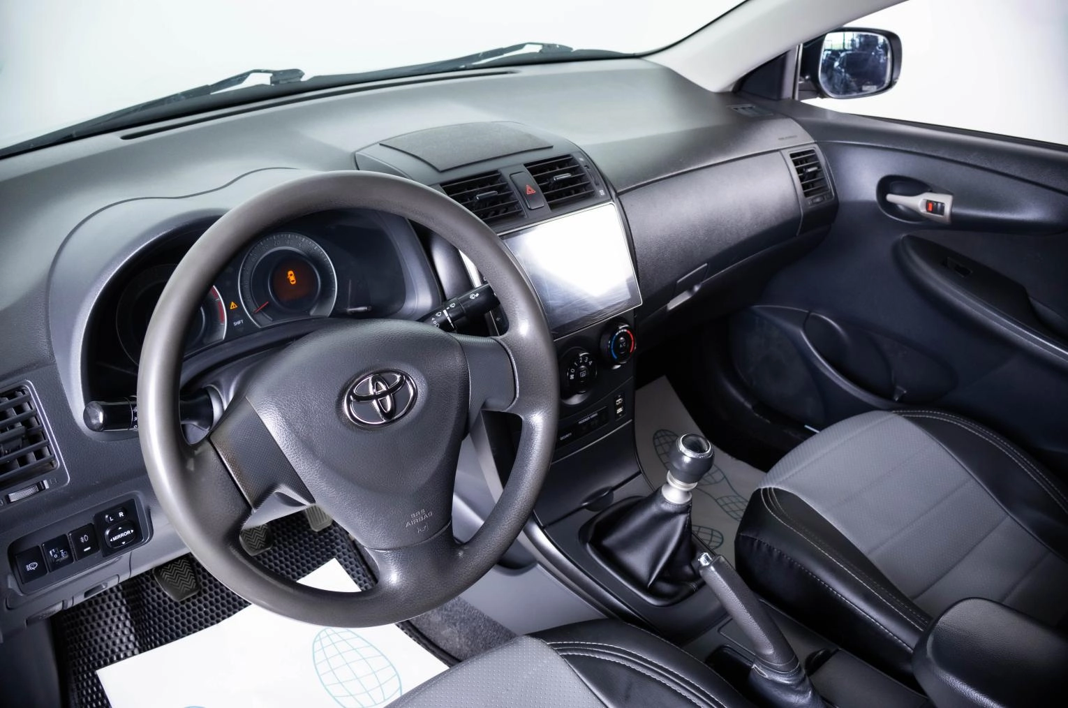 Toyota Corolla 7 из 19