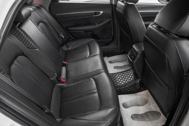 Hyundai Sonata 24 из 27