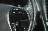 Toyota Camry 13 из 18