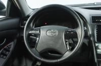 Toyota Camry 11 из 18