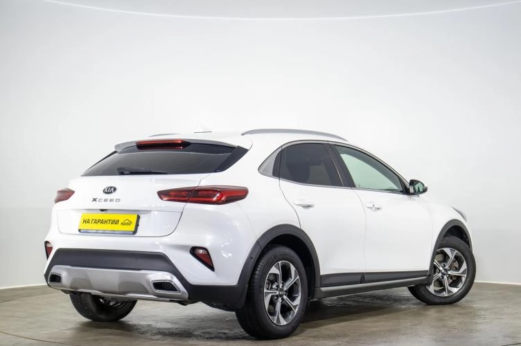 KIA XCeed 4 из 6