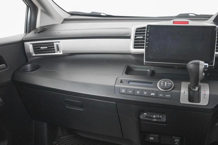 Honda Freed 12 из 19