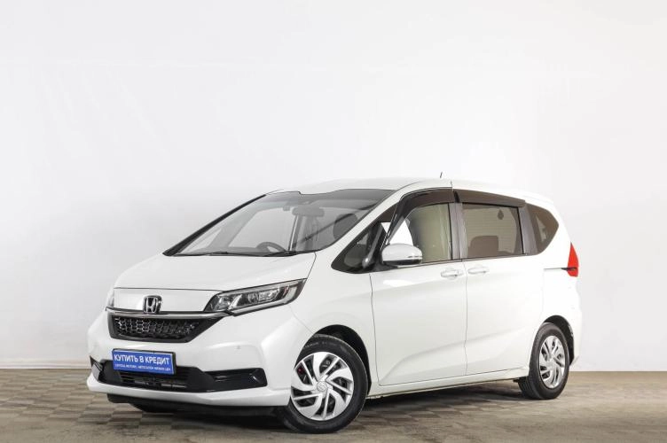 Honda Freed 3 из 6
