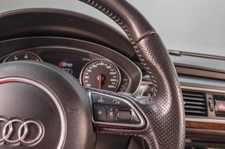 Audi A6 12 из 18