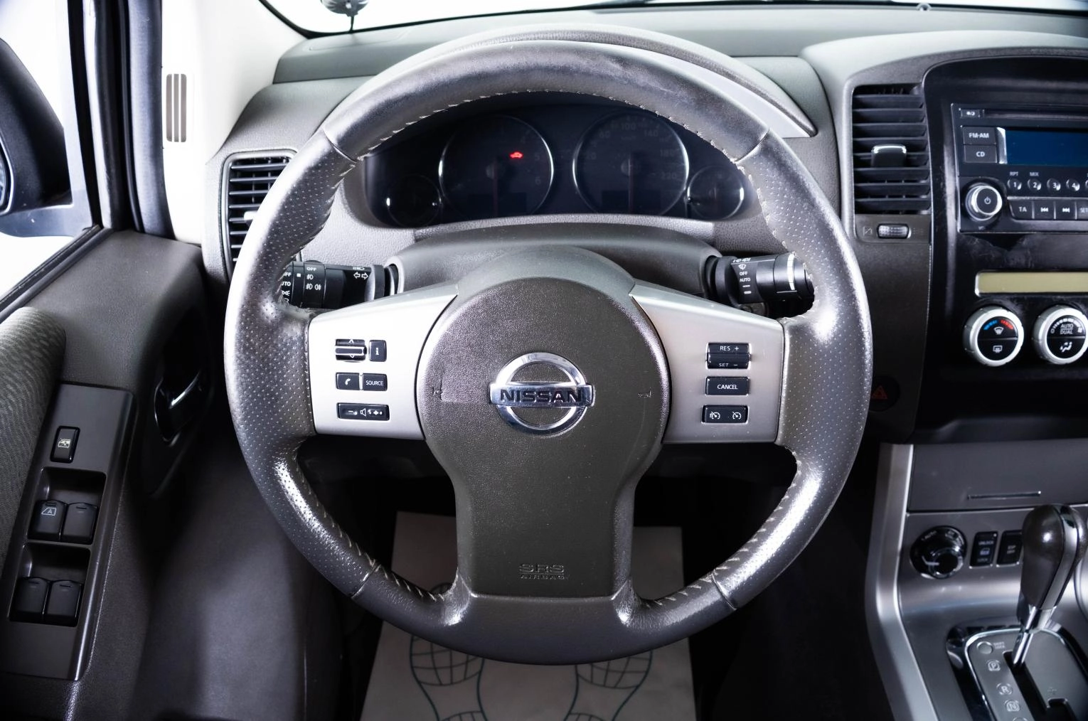 Nissan Pathfinder 14 из 21