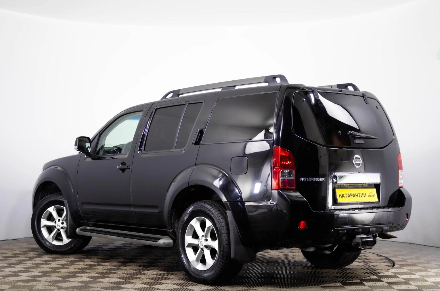 Nissan Pathfinder 6 из 21