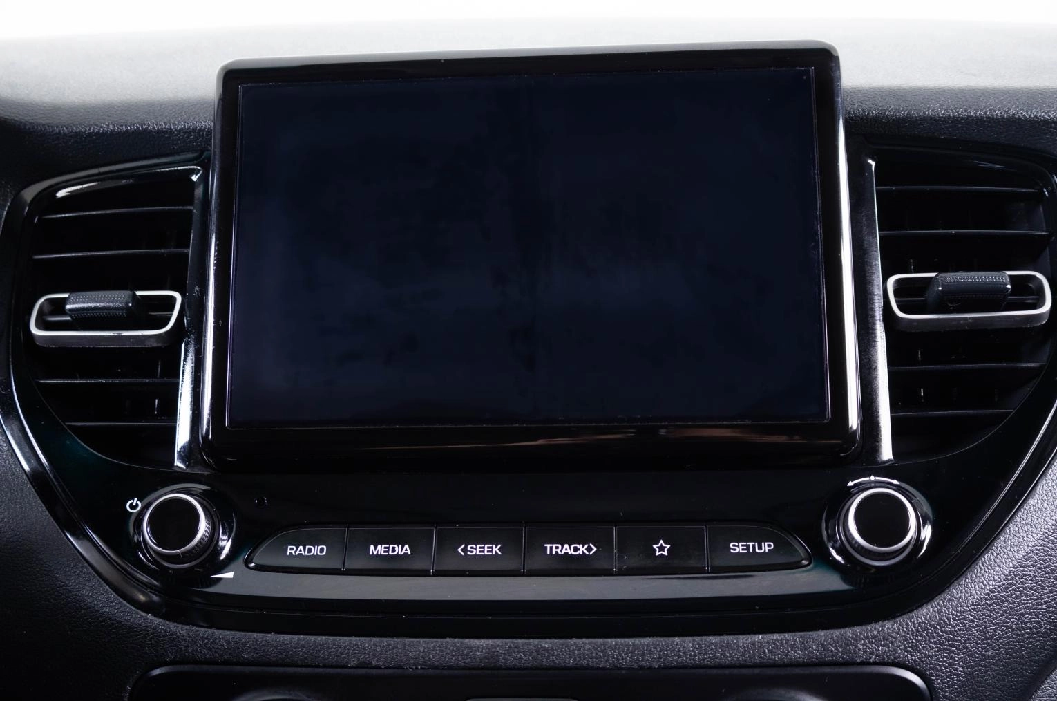 Hyundai Solaris 17 из 21