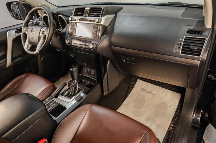 Toyota Land Cruiser Prado 16 из 18