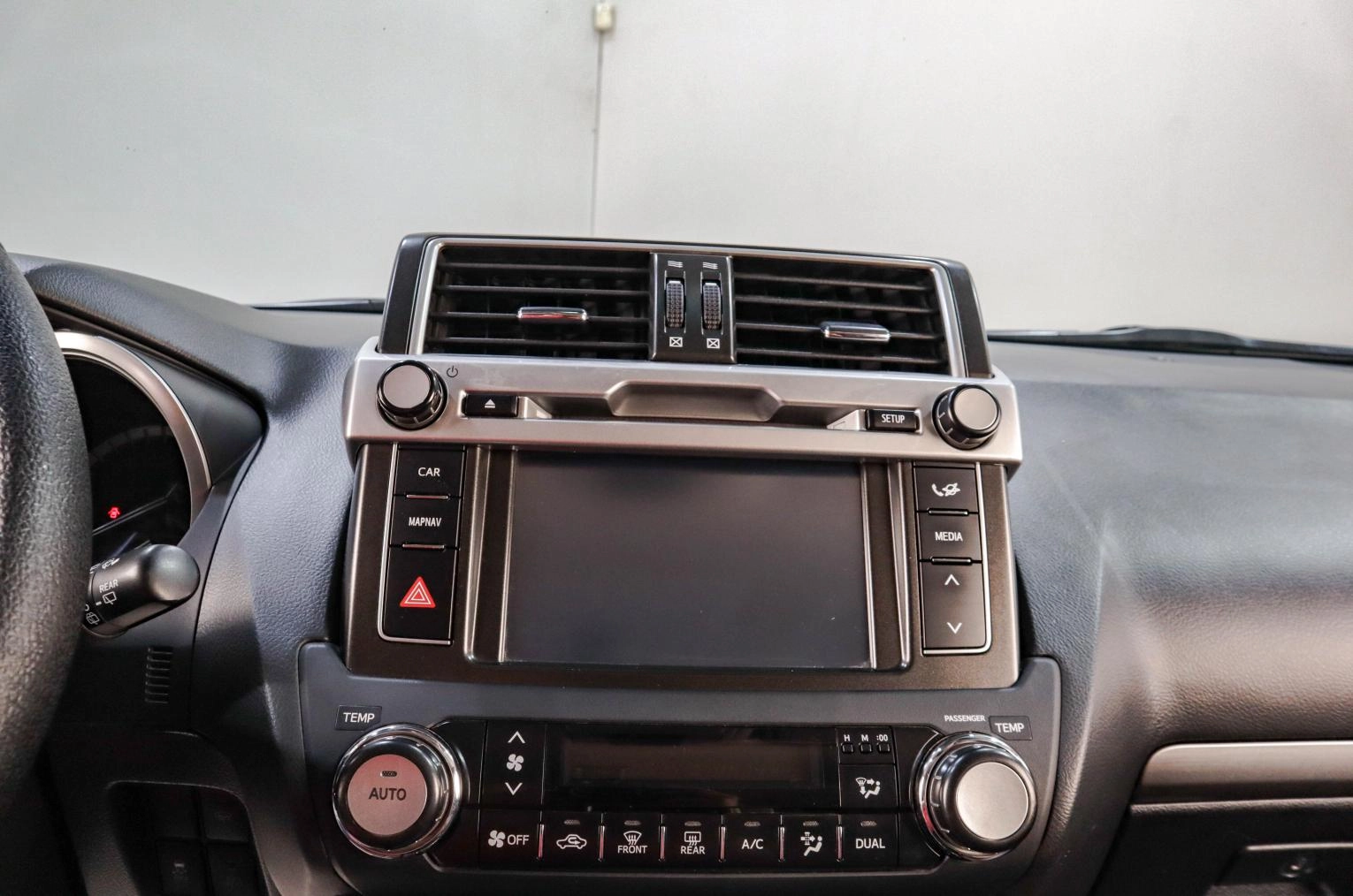 Toyota Land Cruiser Prado 13 из 18