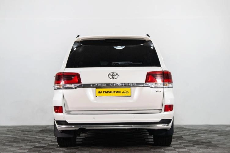 Toyota Land Cruiser 5 из 6
