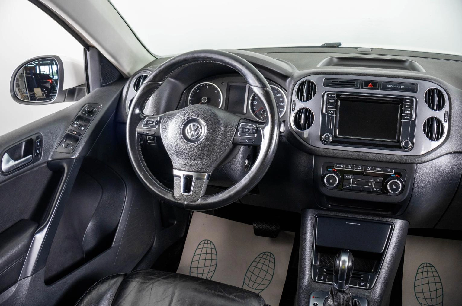 Volkswagen Tiguan 11 из 25