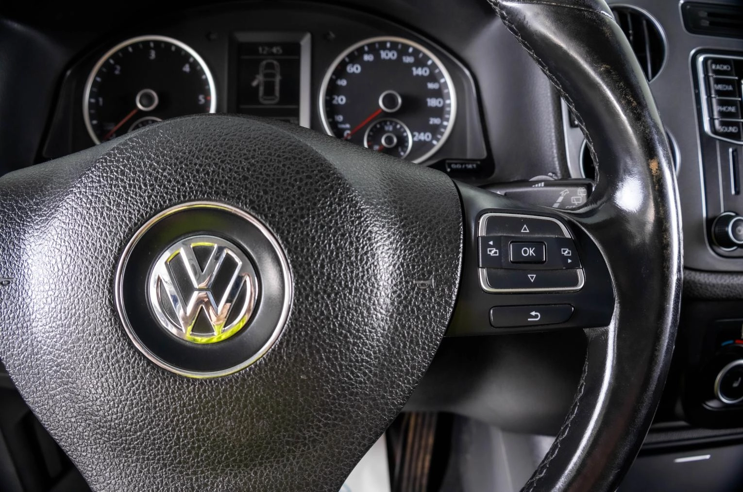 Volkswagen Tiguan 16 из 25