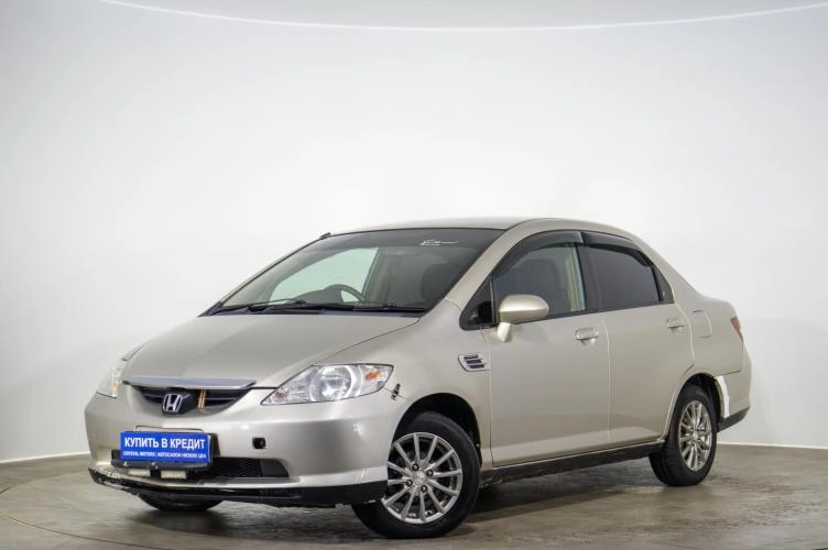 Honda Fit Aria 3 из 6
