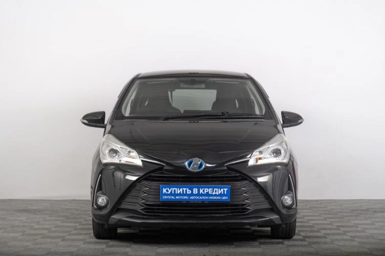 Toyota Vitz 3 из 6