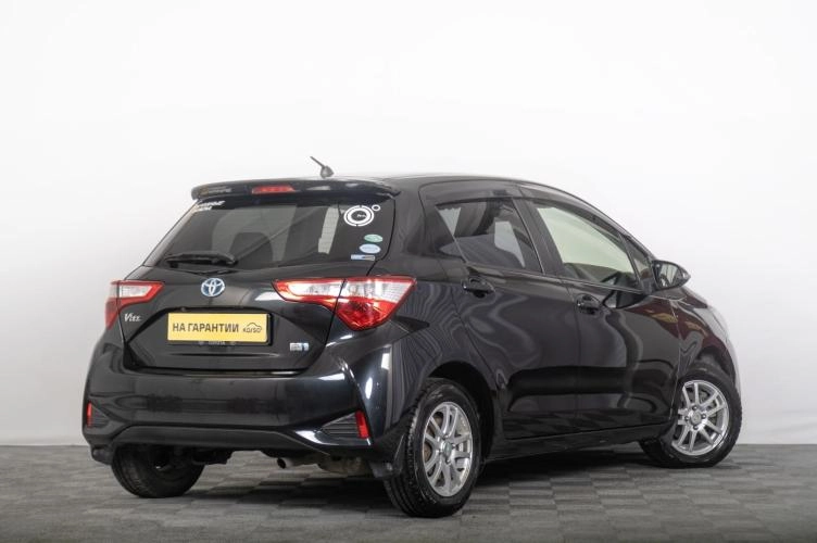 Toyota Vitz 6 из 6