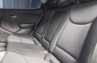 Hyundai Elantra 17 из 18