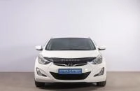 Hyundai Elantra 2 из 18