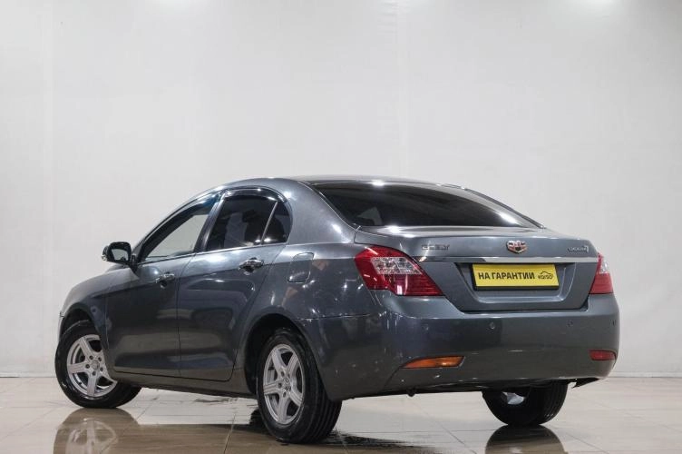 Geely Emgrand EC7 4 из 6