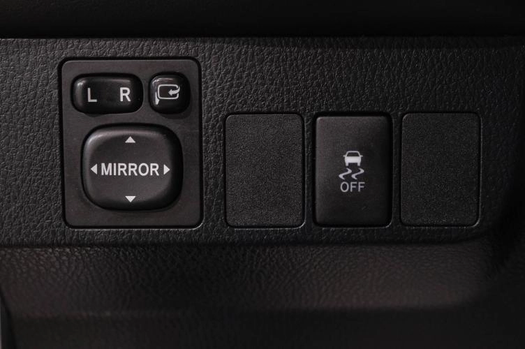 Toyota RAV4 27 из 35