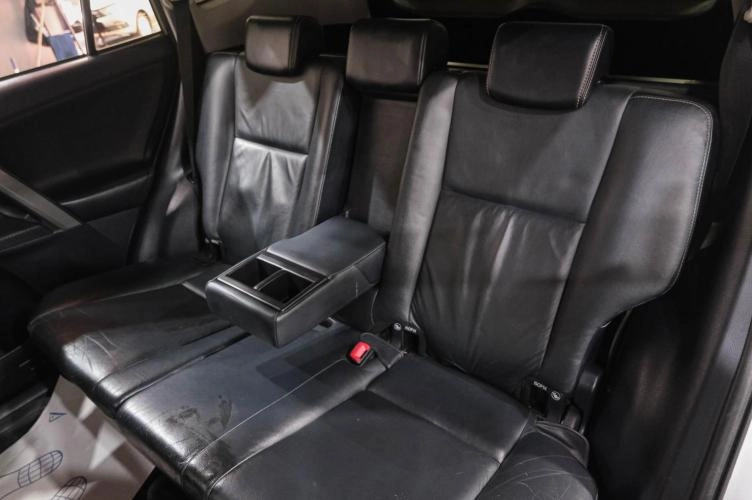 Toyota RAV4 34 из 35