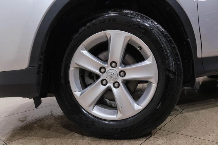 Toyota RAV4 11 из 35