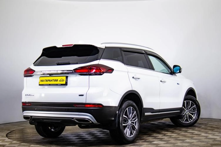 Geely Atlas Pro 4 из 6