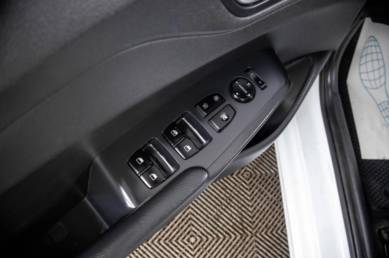 Hyundai Solaris 21 из 21