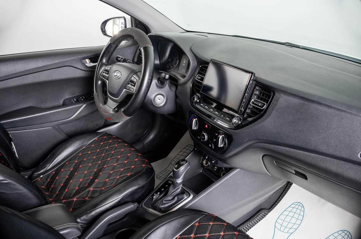 Hyundai Solaris 10 из 21