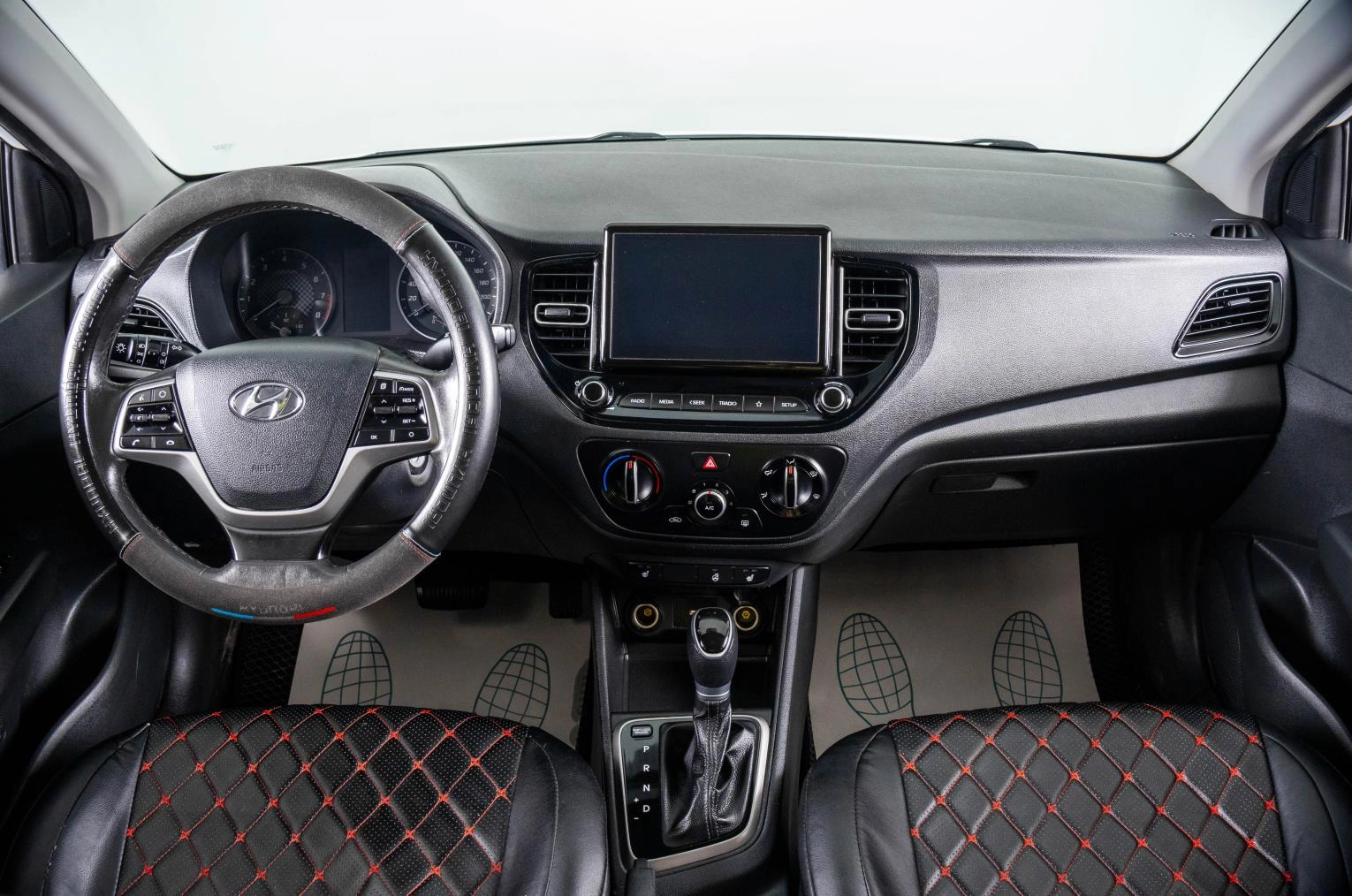 Hyundai Solaris 12 из 21