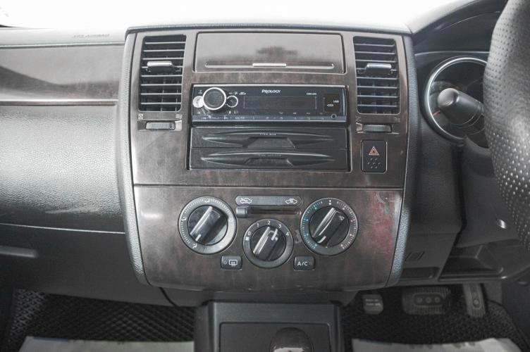 Nissan Tiida Latio 16 из 19