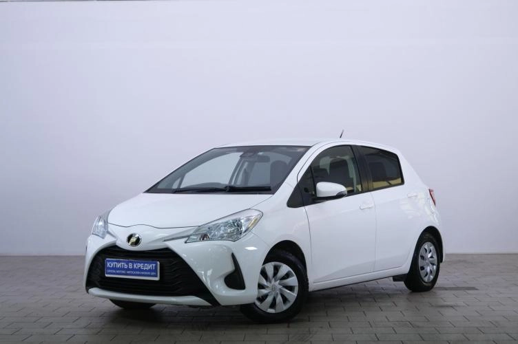 Toyota Vitz 3 из 6