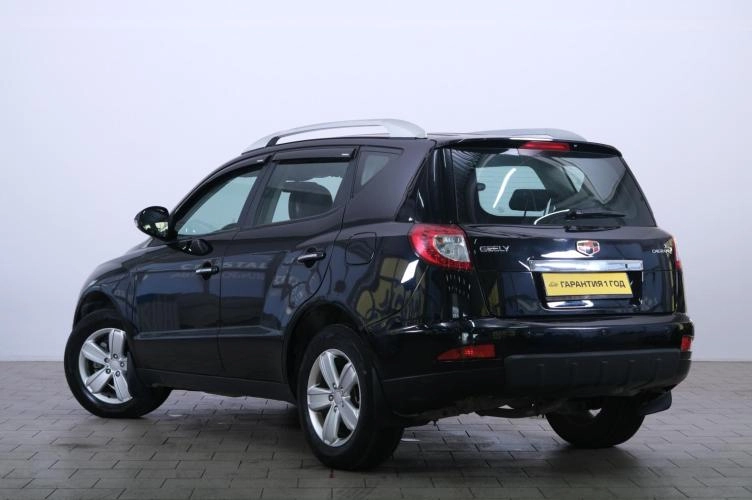 Geely Emgrand X7 4 из 6
