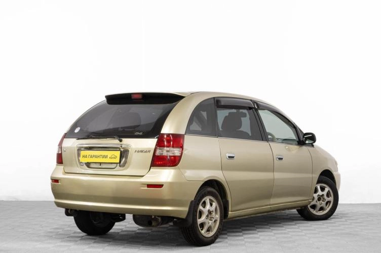 Toyota Nadia 4 из 6