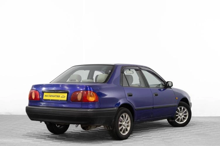Toyota Corolla 4 из 6