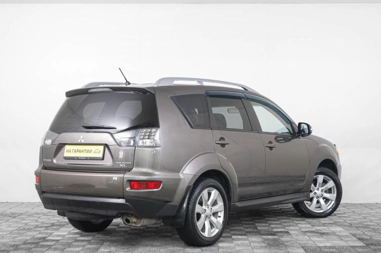 Mitsubishi Outlander 6 из 6