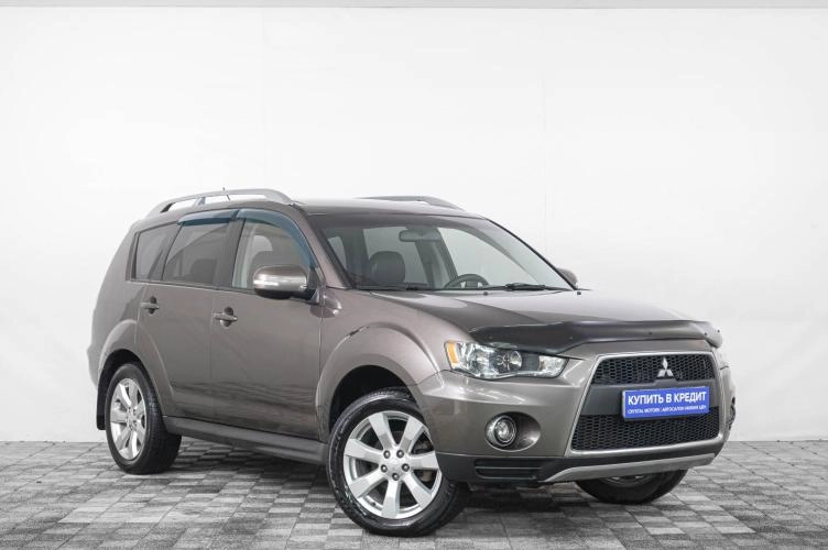 Mitsubishi Outlander 1 из 6
