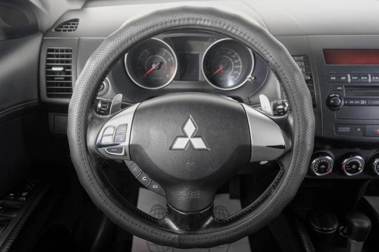 Mitsubishi Outlander 15 из 24