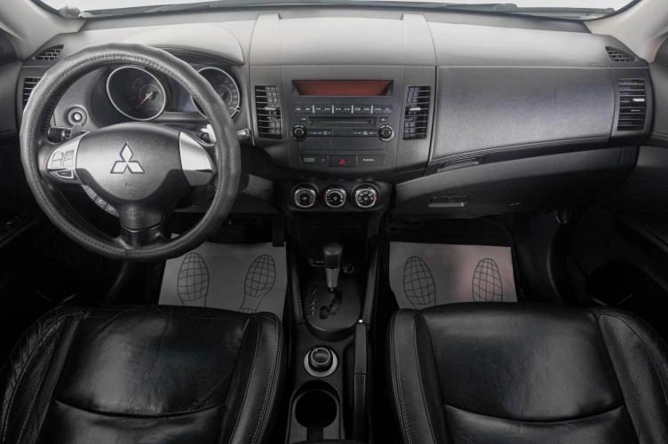Mitsubishi Outlander 13 из 24