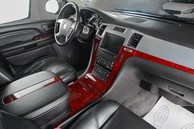 Cadillac Escalade 10 из 23