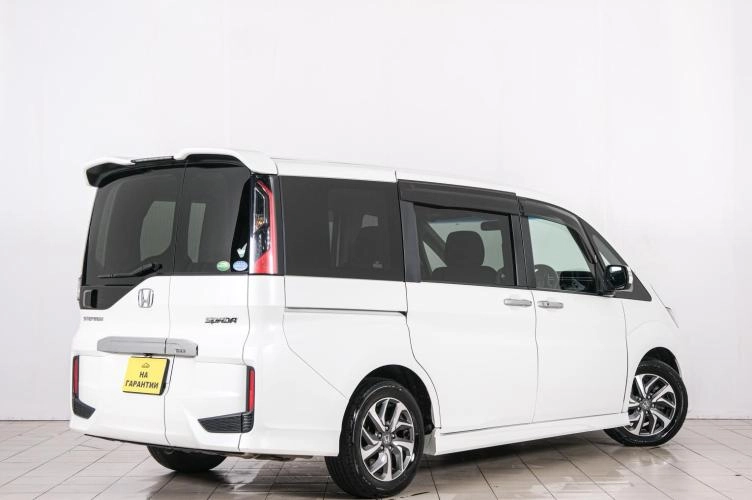 Honda Stepwgn Spada 6 из 22