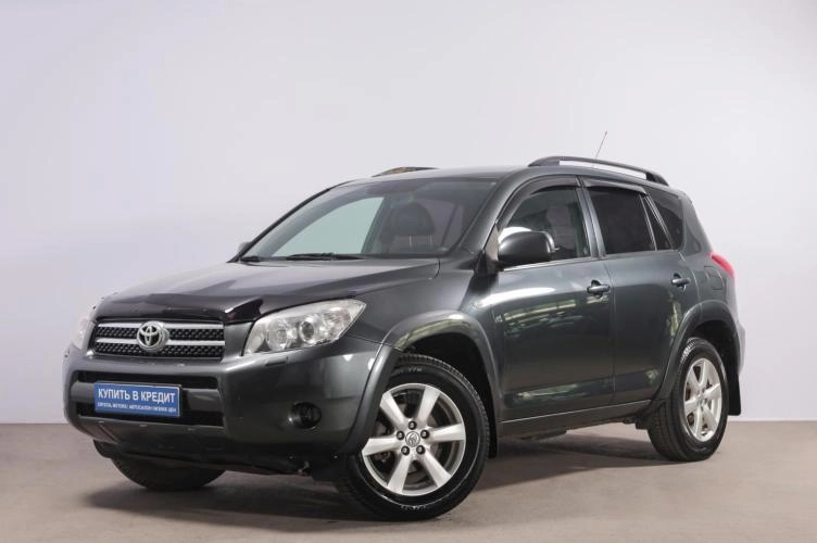 Toyota RAV4 3 из 6