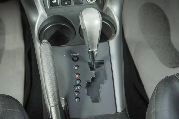 Toyota RAV4 13 из 17