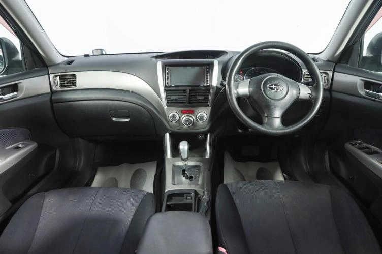 Subaru Forester 8 из 16