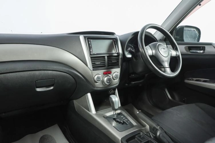 Subaru Forester 9 из 16