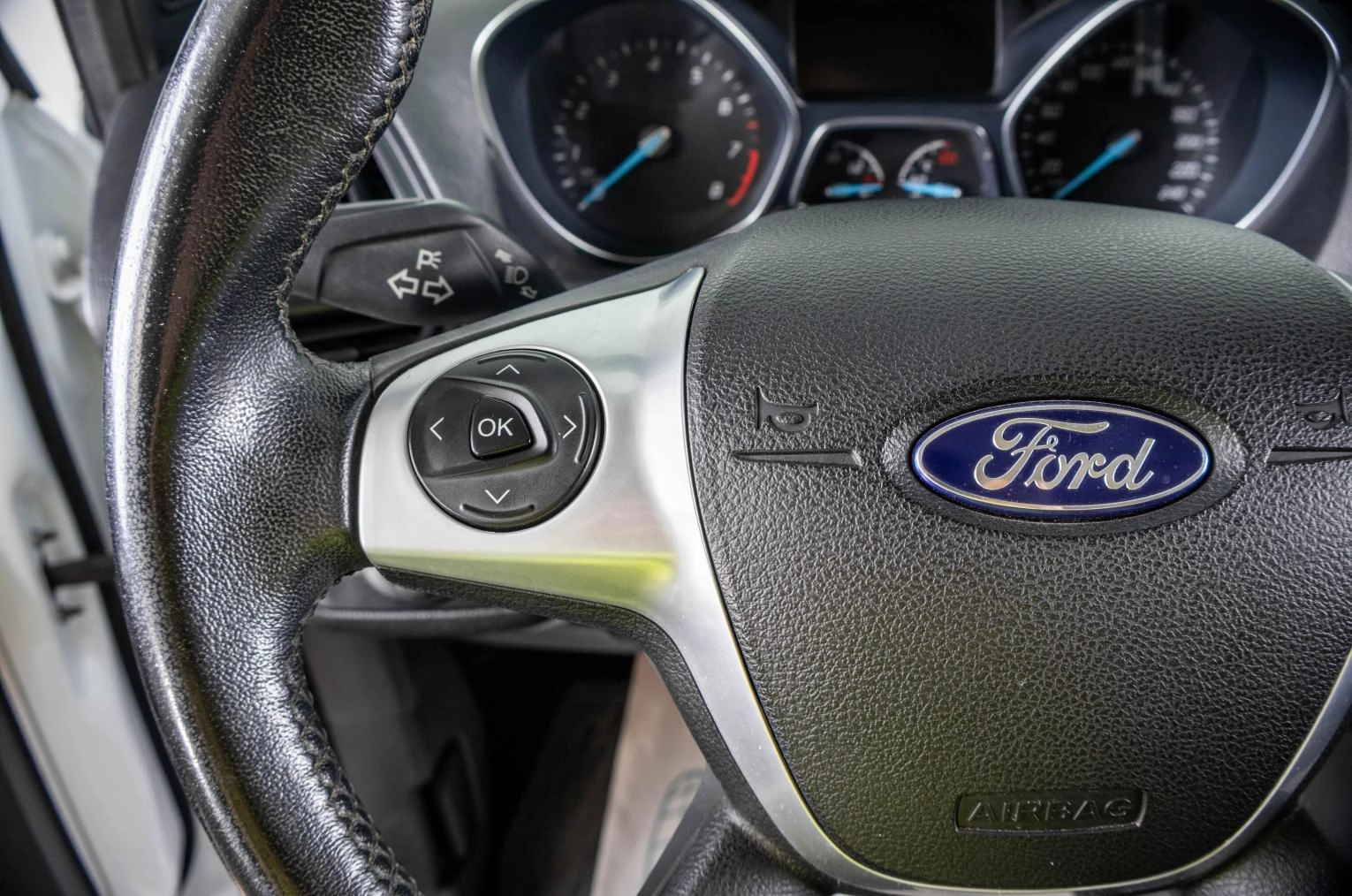 Ford Kuga 15 из 24